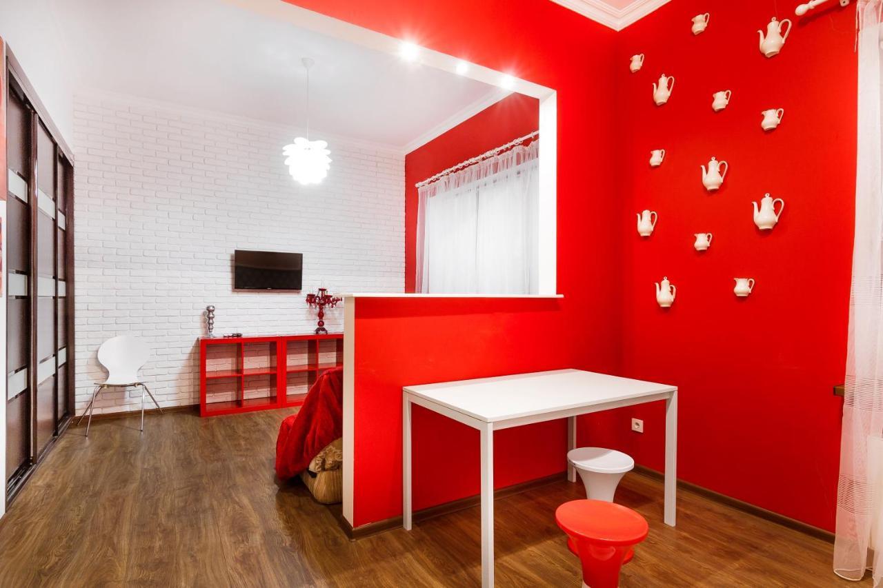 Modern Apartment In The City Center In A New Building Odessa Ngoại thất bức ảnh
